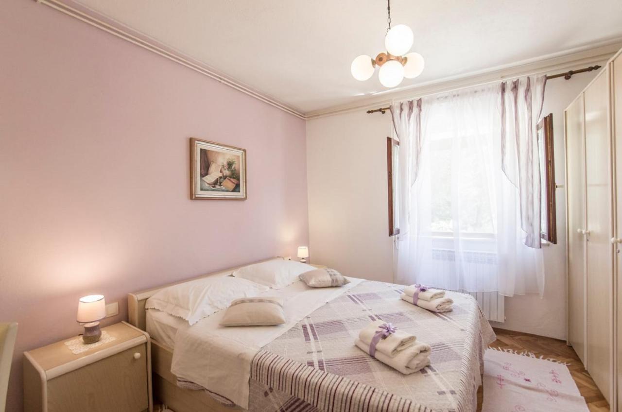 Holiday Home Villa Spilla Selca  Dış mekan fotoğraf