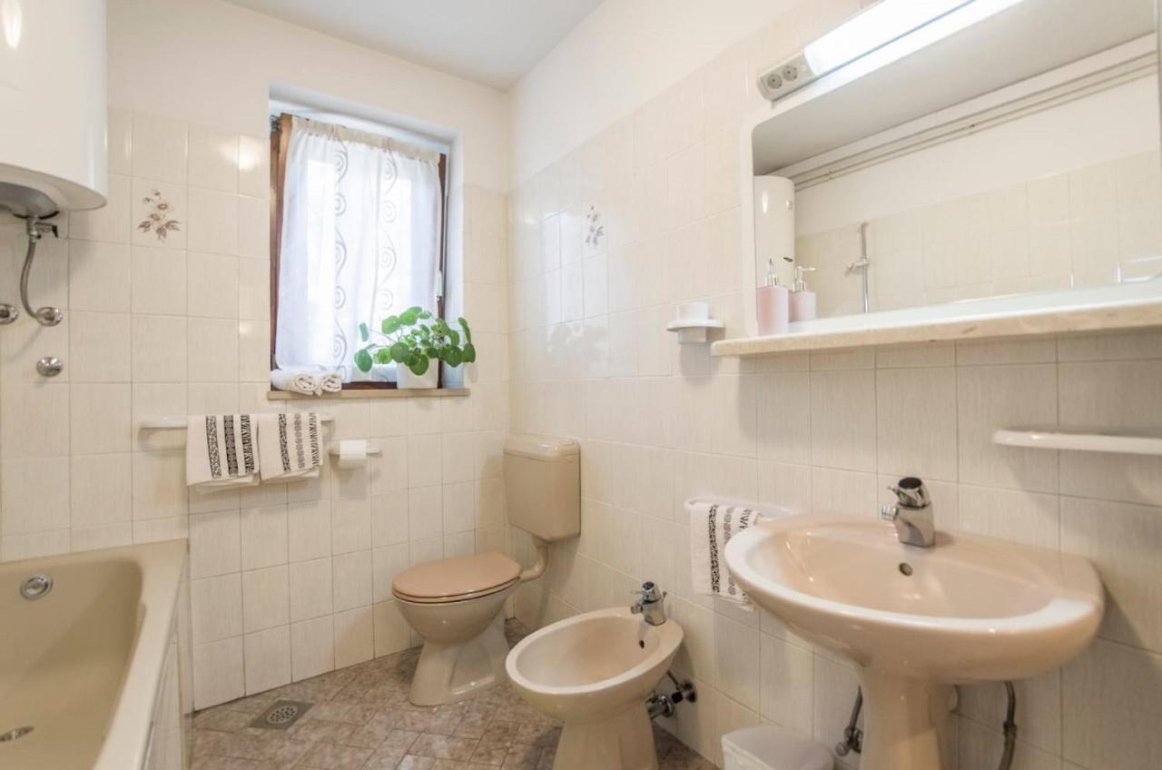Holiday Home Villa Spilla Selca  Dış mekan fotoğraf